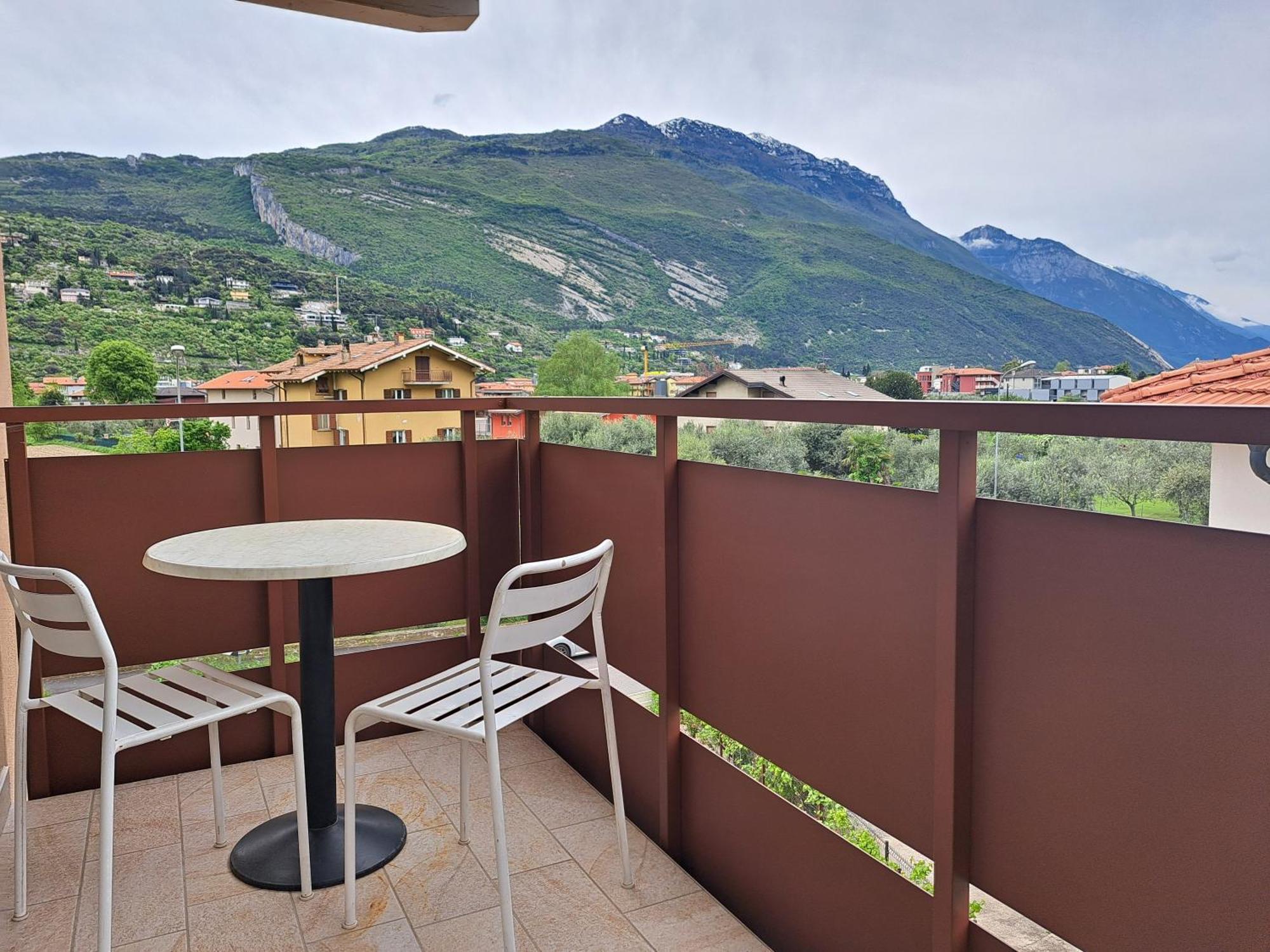 Conca D'Oro Lägenhet Torbole Sul Garda Exteriör bild